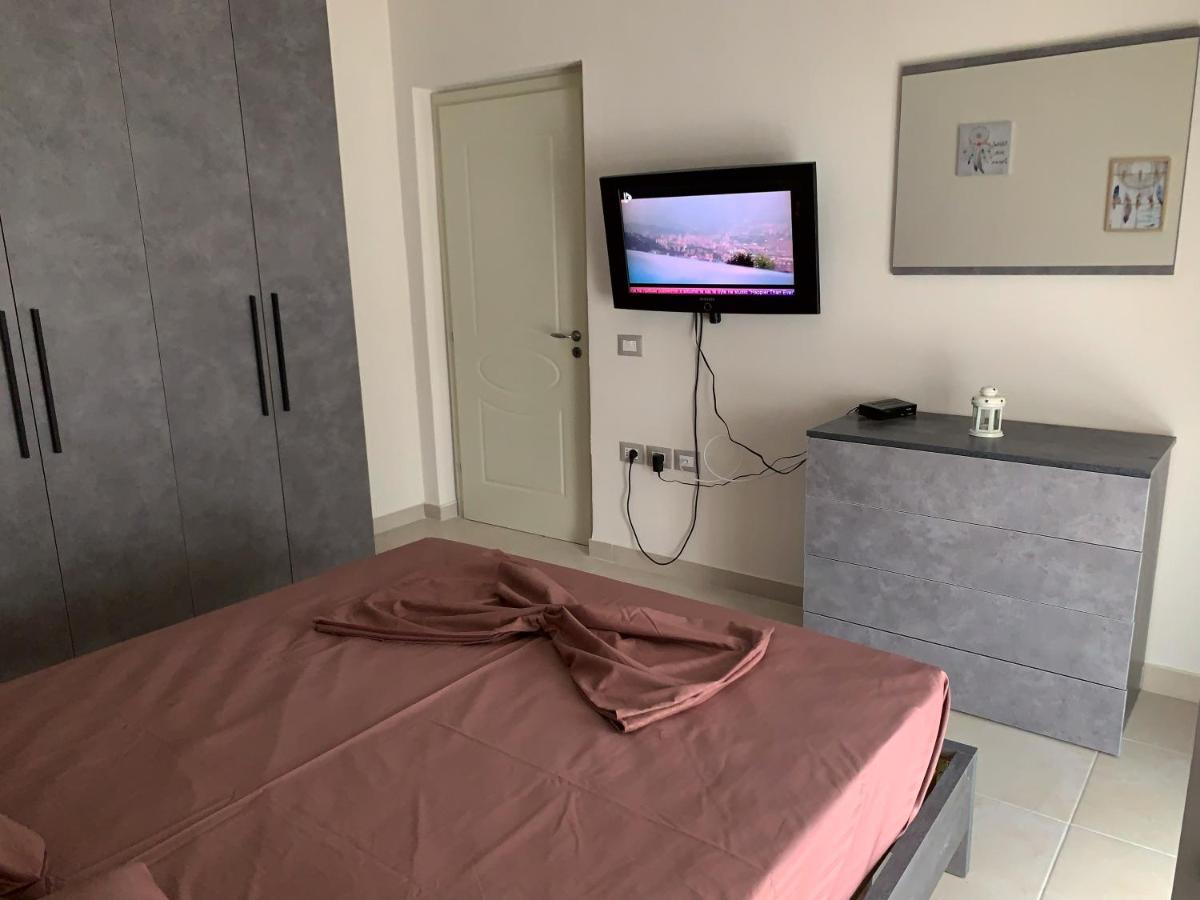 Jessica'S Apartment تيرانا المظهر الخارجي الصورة